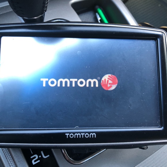 TOMTOM XXL 550T GPS model w/ Lifetime Traffic Edition - 5” screen - Picture 3 of 15